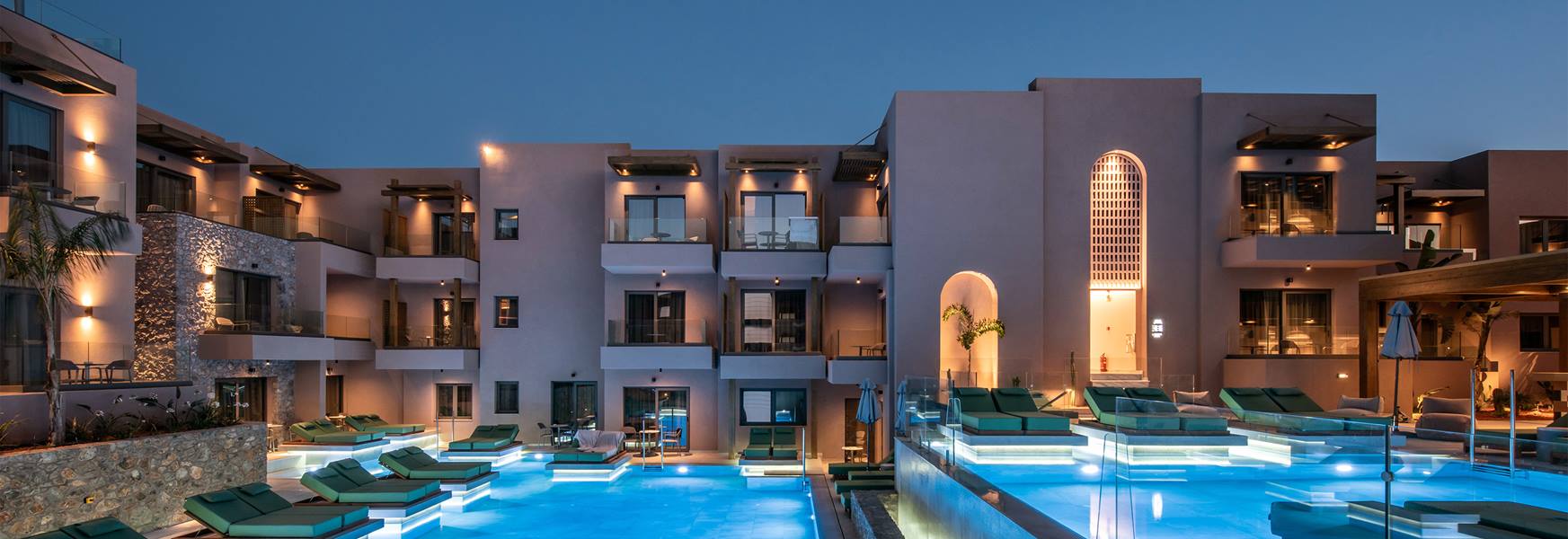 Paralos Venus Suites